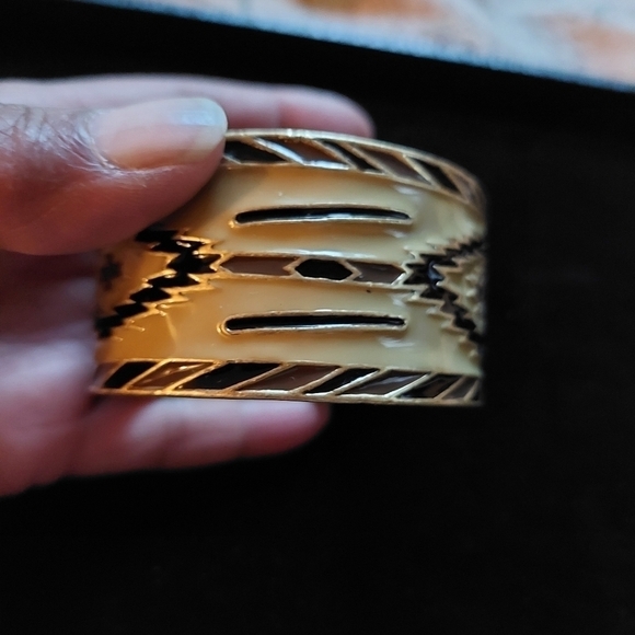 Vintage* Lucky Brand Brass & Enamel Navajo Rug Design Bangle Bracelet - Picture 3 of 6
